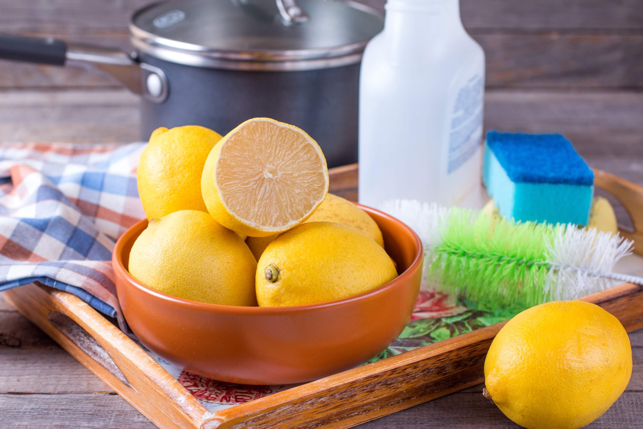 Sigue estas 10 ideas para usar el limón en la limpieza del hogar - Mejor con Salud