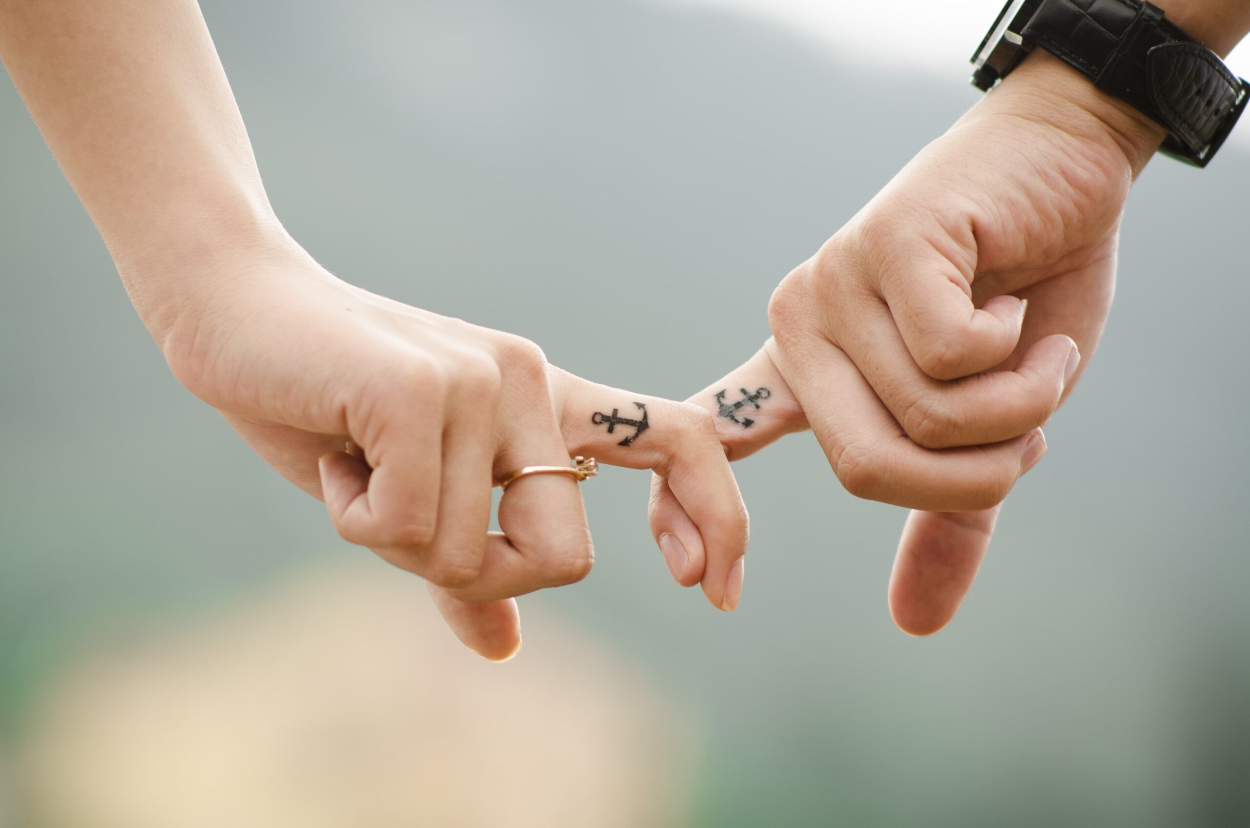 Sending Love Messages? Benefits of Texting, According to New Research - MemesBams