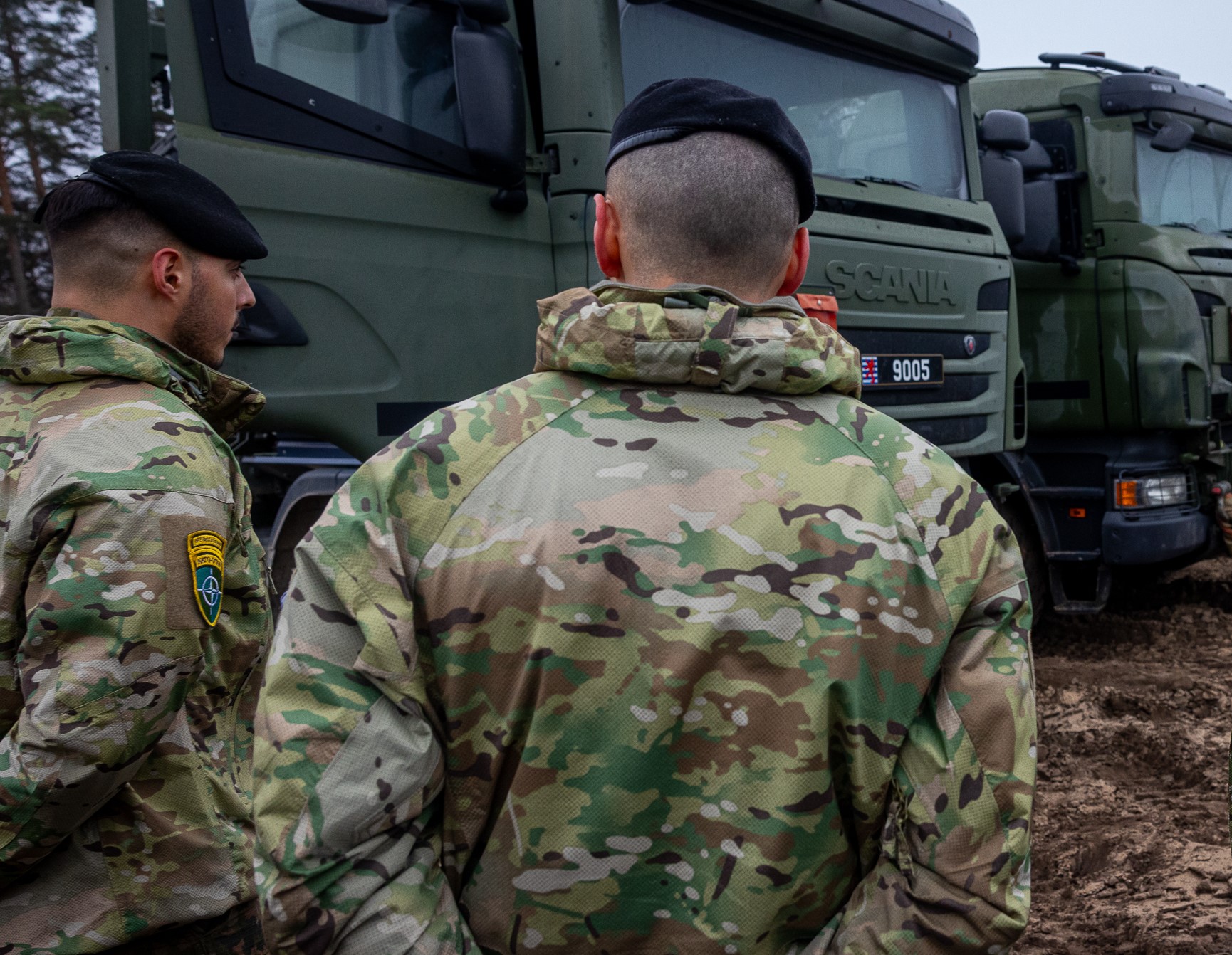 Defence bond : les raisons d'un succès - Merkur Magazine