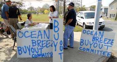 Fighting for Retreat after Sandy: The Ocean Breeze Buyout Tent on Staten Island - Metropolitics