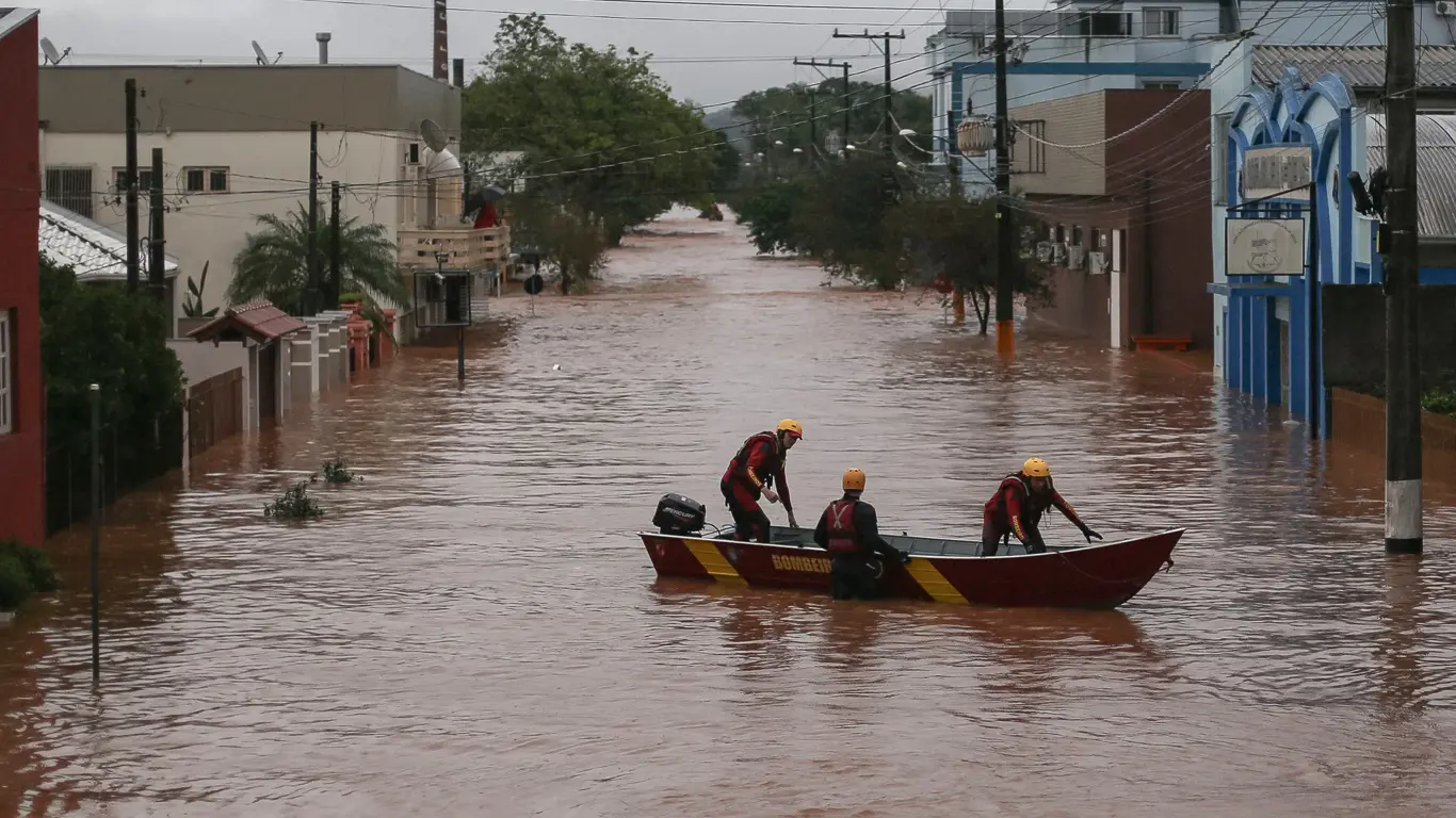 Meteorologista Estael Sias e a chuva: "a hora mais dramática"