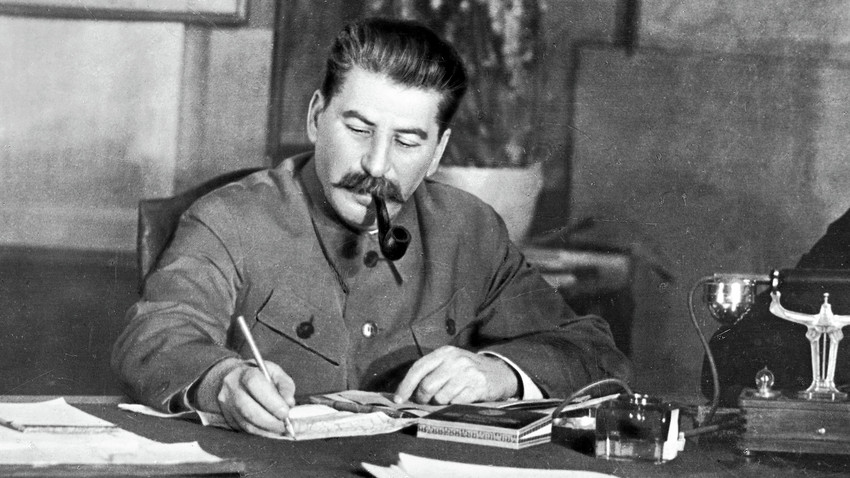 Fighting the ‘rootless cosmopolitan’: How Stalin attacked Soviet Jews after WWII - Russia Beyond