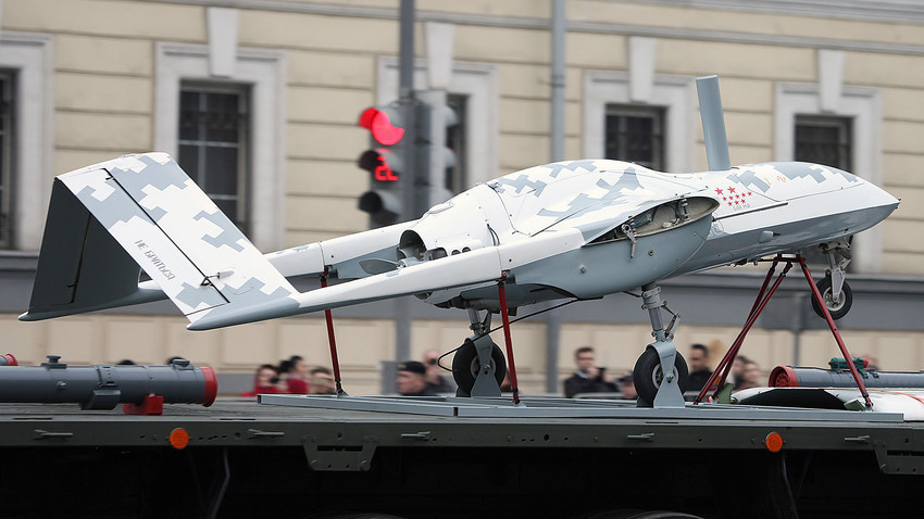 Les premiers drones de combat russes dévoilés à Moscou - Russia Beyond FR
