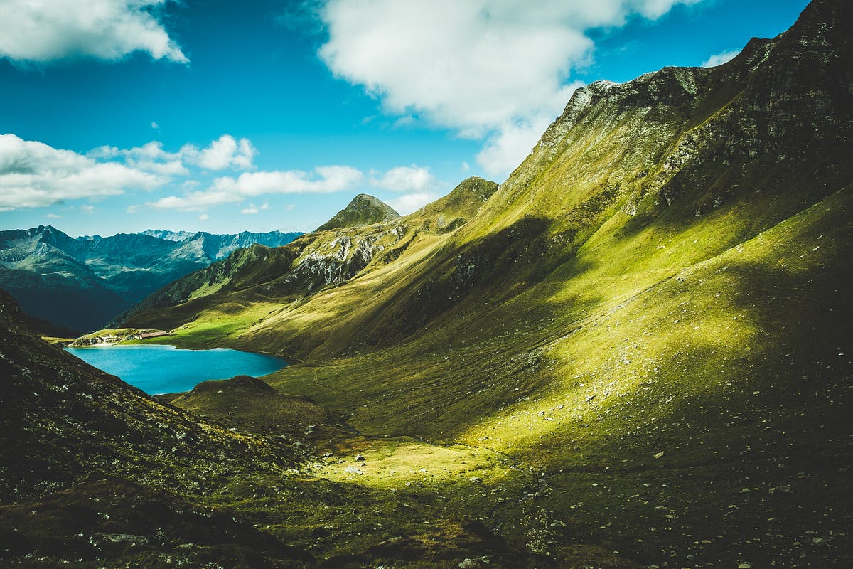 Generative Adversarial Networks for Text Generation — Part 1 | by Karthik Chintapalli | Becoming Human: Artificial Intelligence Magazine