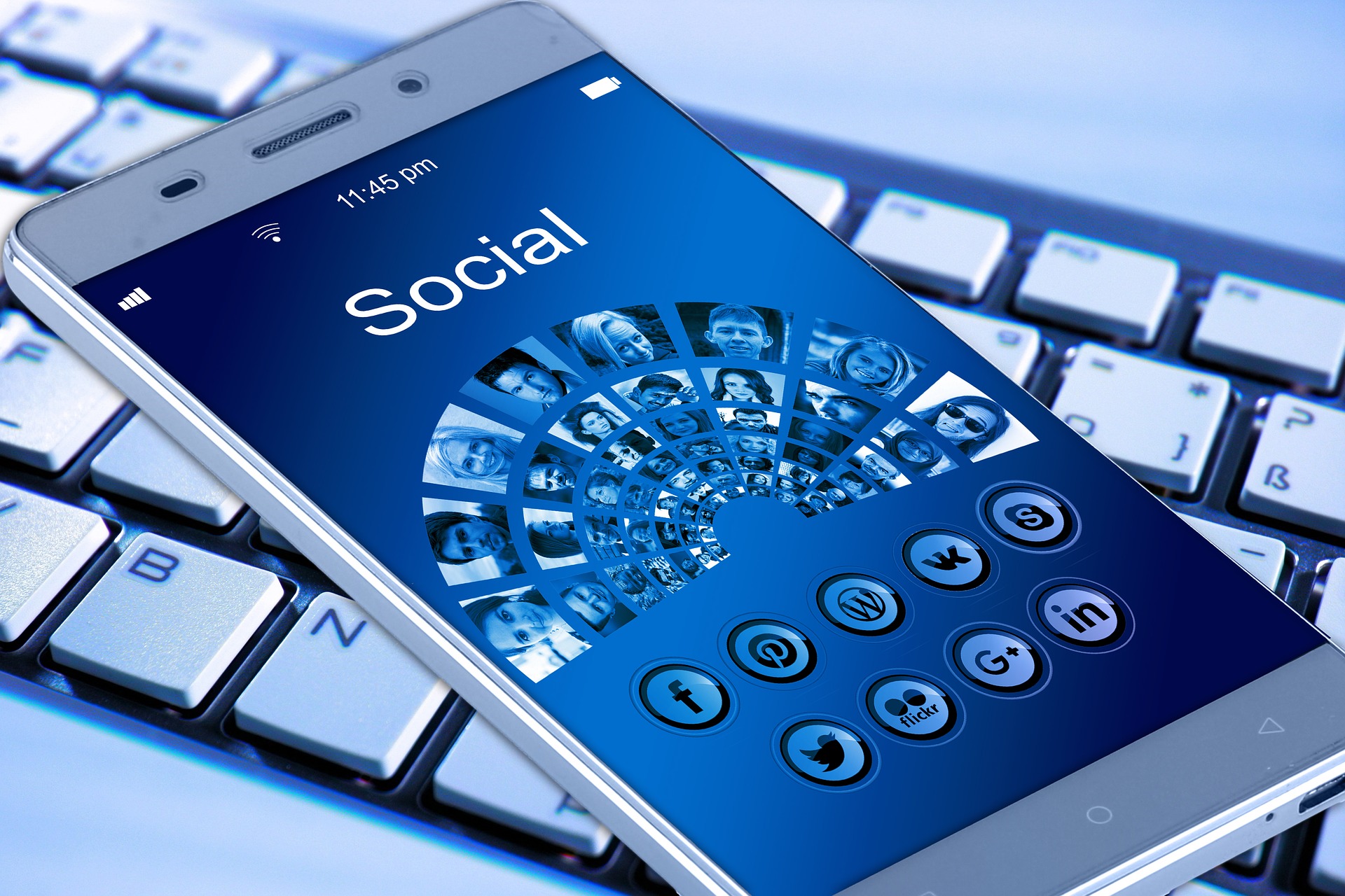 HKS Misinformation ReviewThe spread of COVID-19 conspiracy theories on social media and the effect of content moderation | HKS Misinformation Review