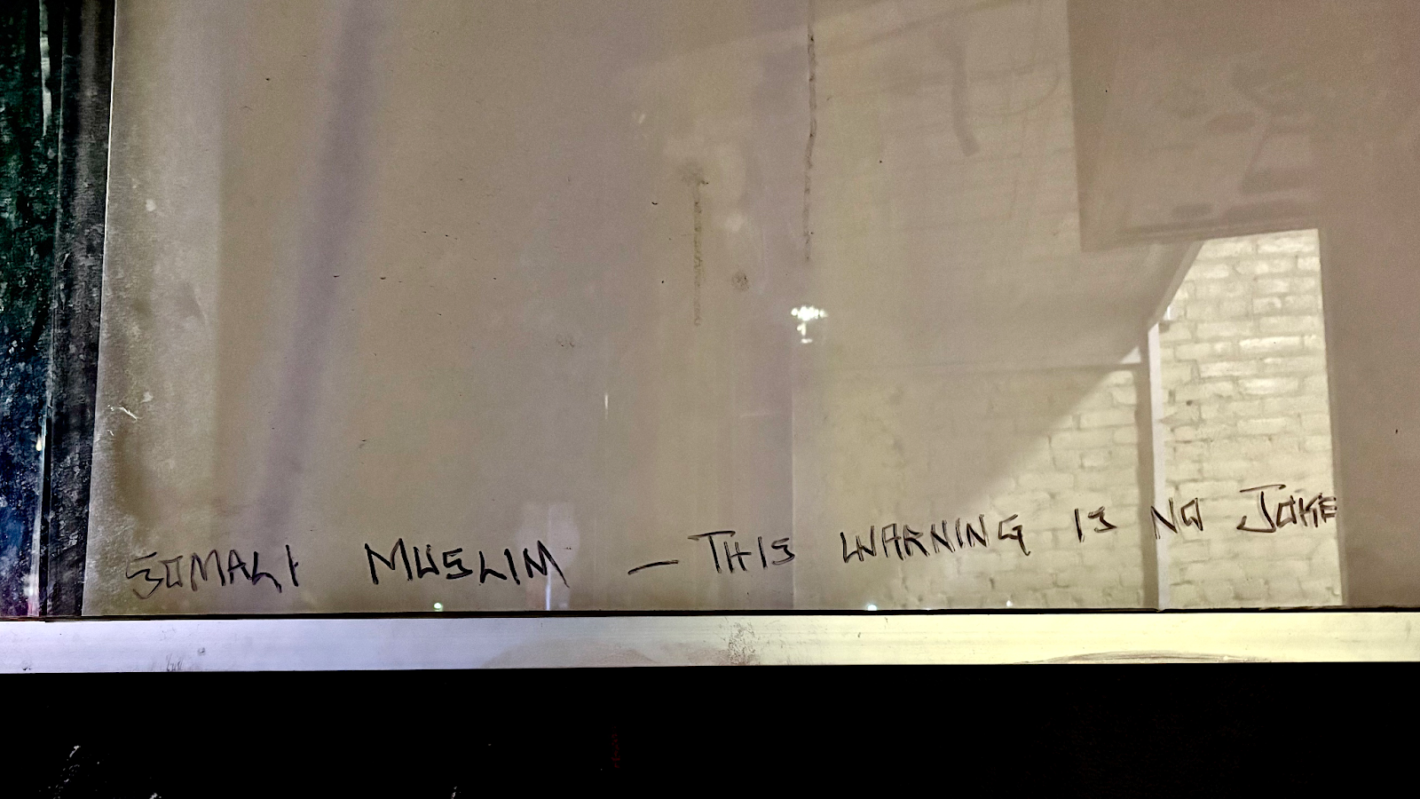 Graffiti targeting state Sen. Omar Fateh’s mayoral campaign classified as “terroristic threat” – The Minnesota Daily