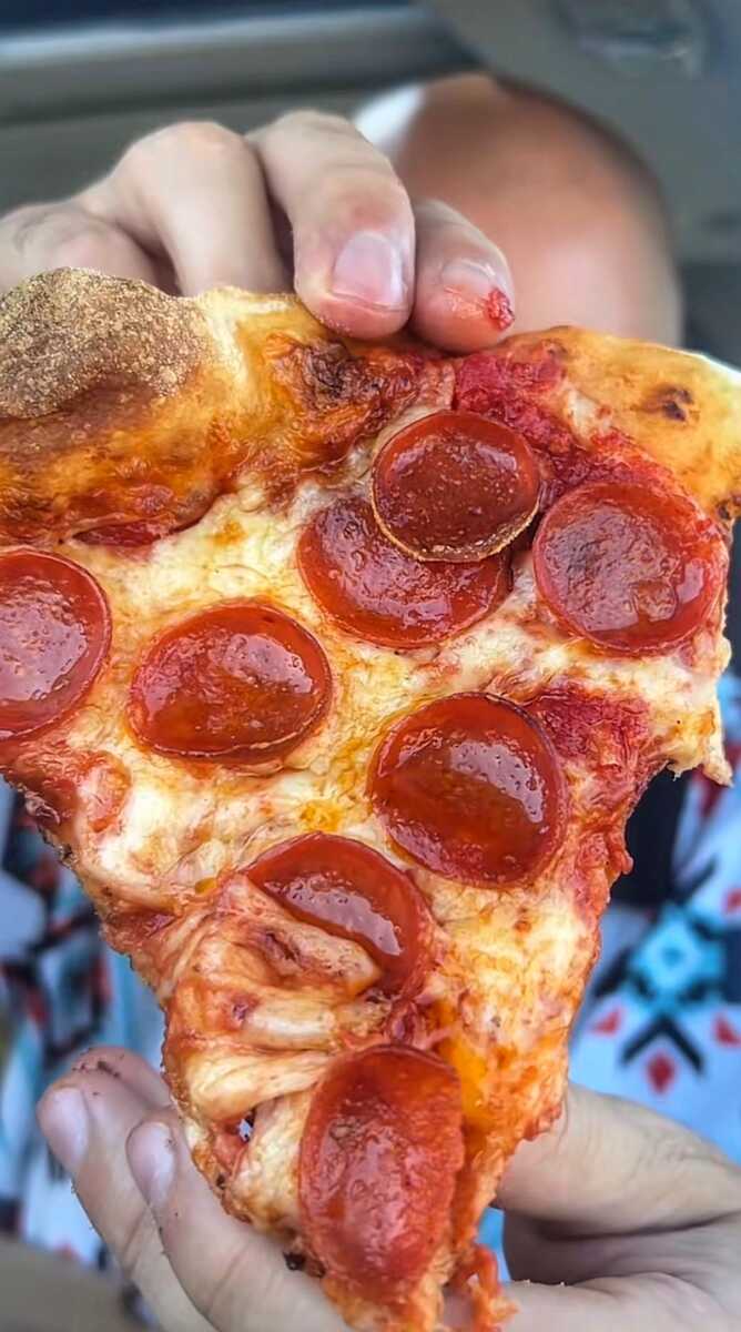 The Maryland Pizza Spot That Dave Portnoy Put on the National Map - The MoCo Show