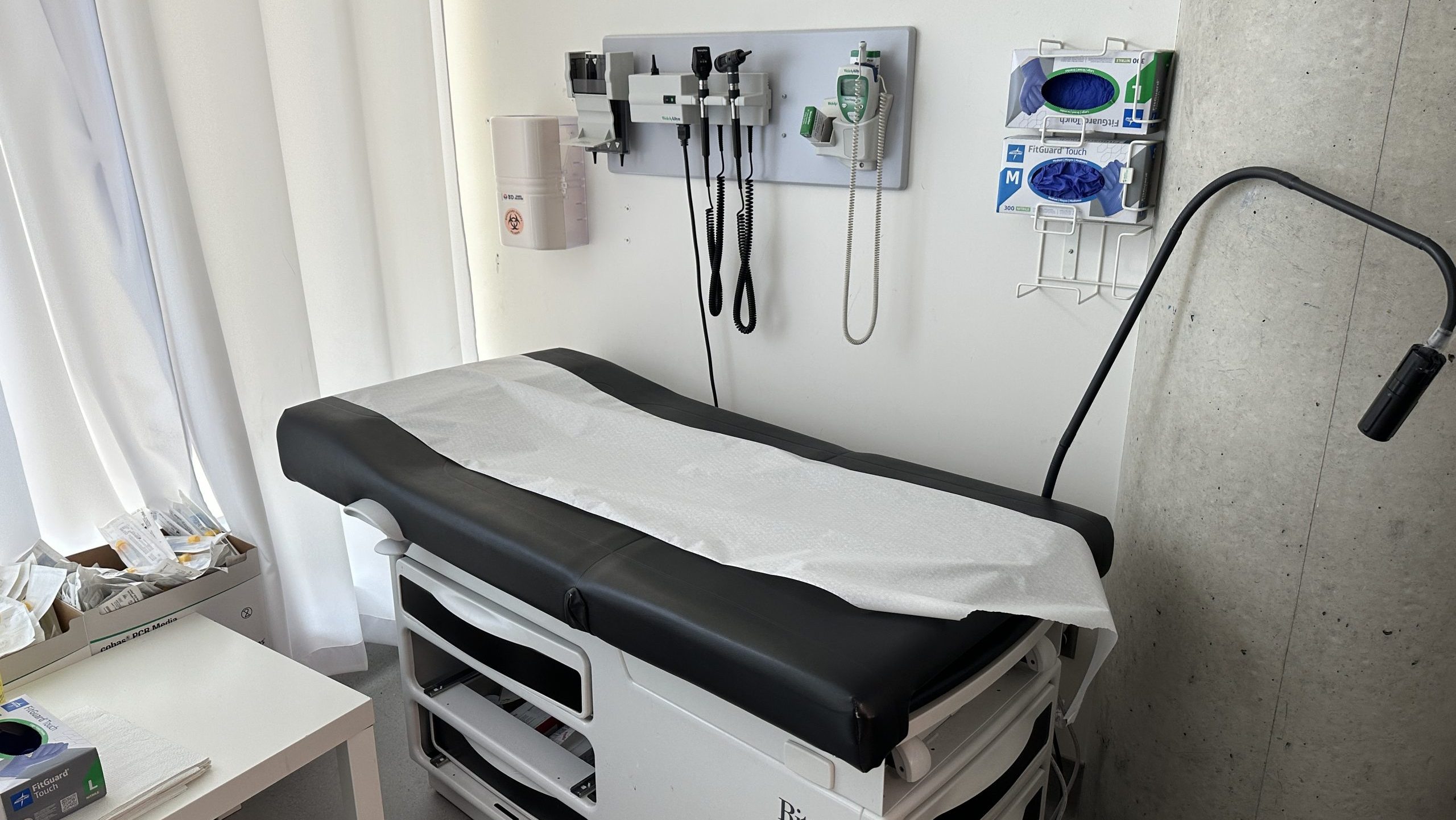 Montreal clinics warn Bill 2 closures will put patients at risk