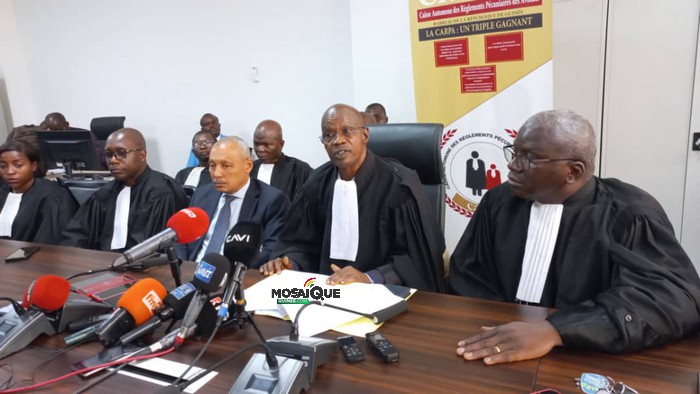 Boycott du procès 28 septembre : le barreau trouve la réclamation des avocats bien fondée et invite Charles Wright à revoir sa position - Mosaiqueguinee.com
