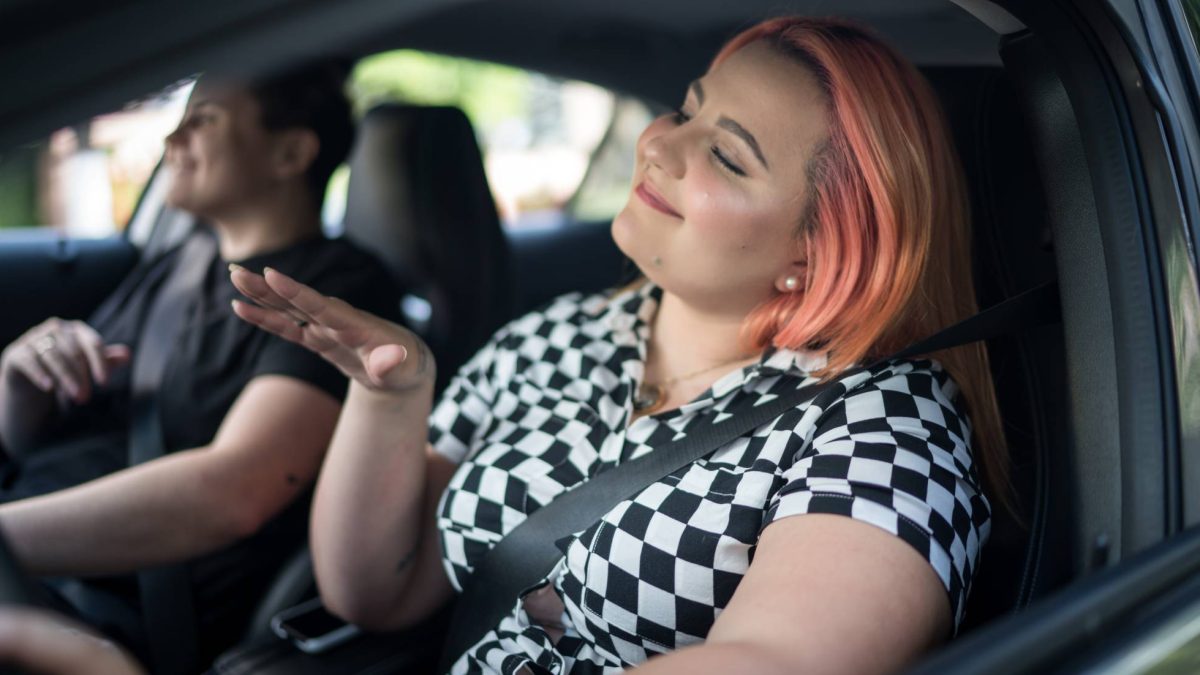¿Cómo influye la música en el comportamiento al volante?