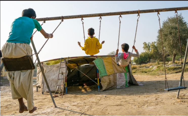 Left Behind: The Funding Gap for Young Children in Crisis - Moving Minds Alliance