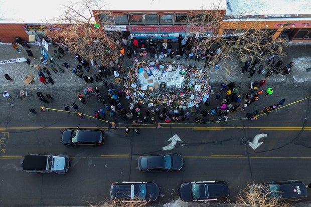 Minneapolis Shooting Puts Border Patrol on Retreat as Trump and Walz Promise to Scale Back Surge - National Circus