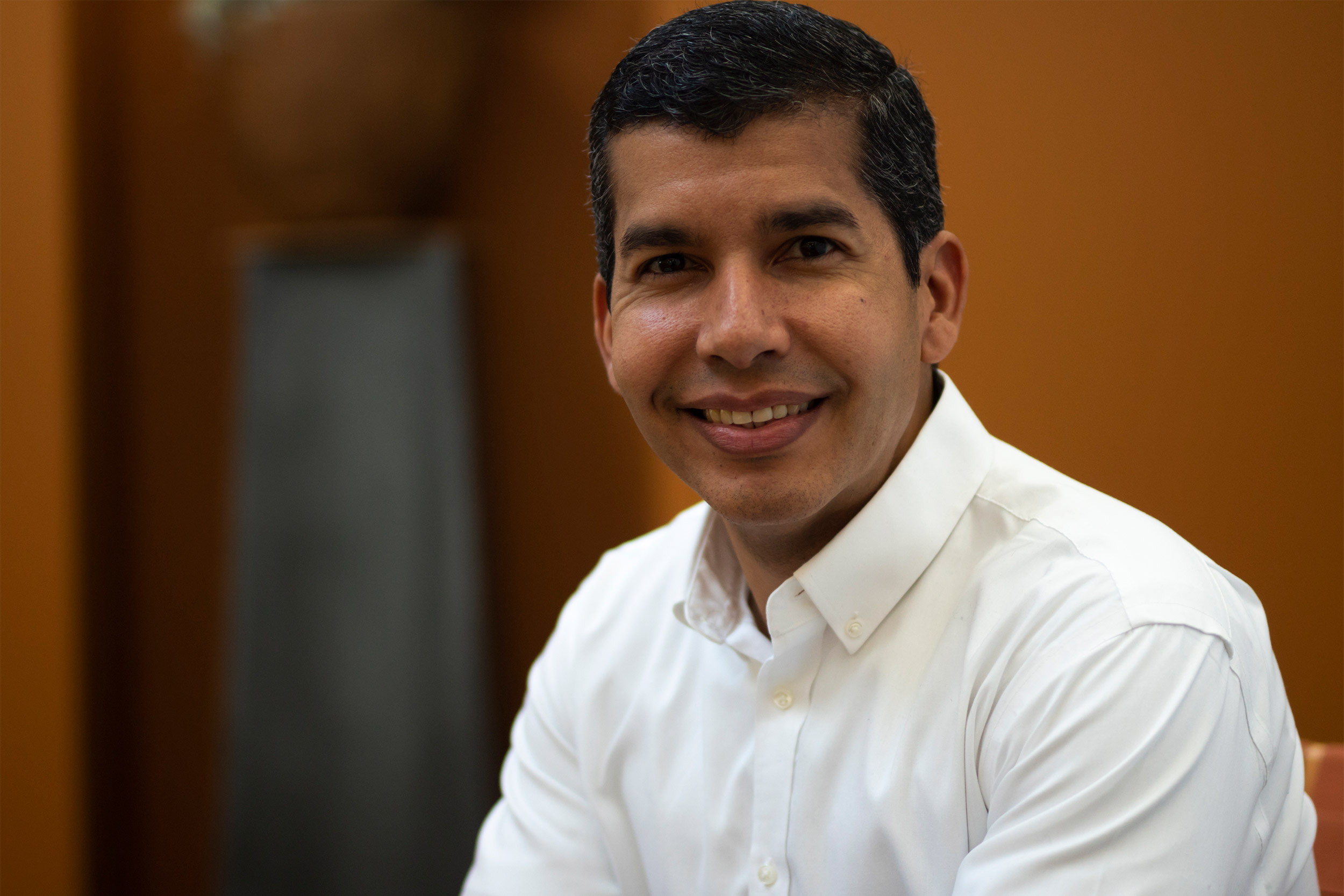 Divinity School grad left corporate world to satisfy need to serve — Harvard Gazette