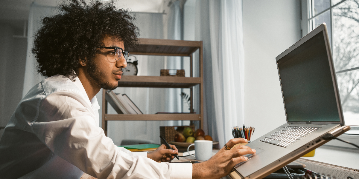 Informatik-Jobaussichten: Gehalt & Berufe nach dem Studium | kununu News