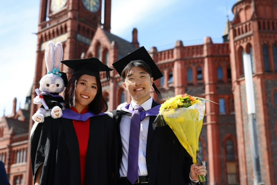 Another year of success: University proud of its global reputation and student feedback - News - University of Liverpool