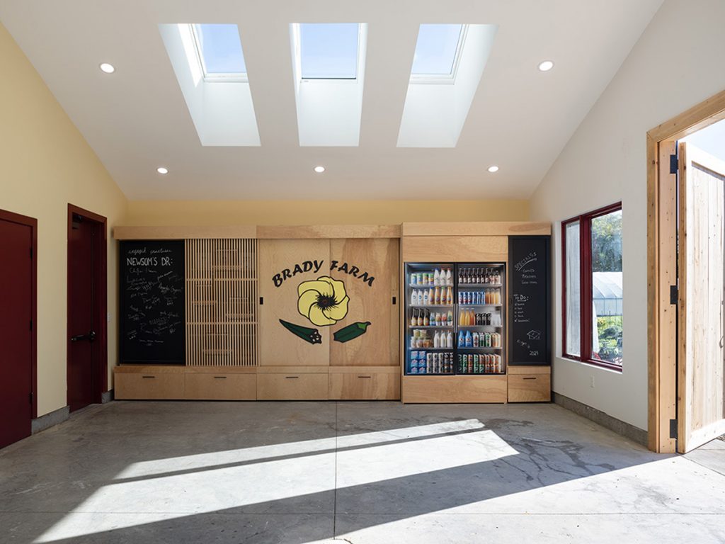 Architecture Students, Local Companies Partner With Brady Farm to Expand Access to Fresh Food | Syracuse University Today