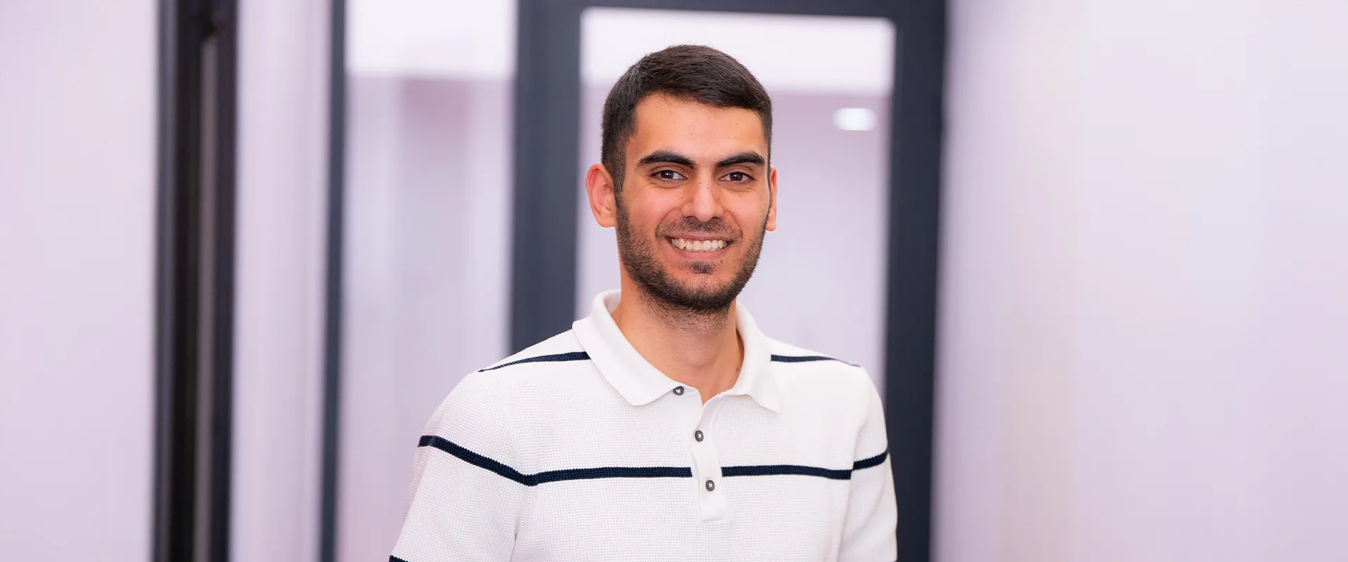 Nhovakimyan User cover