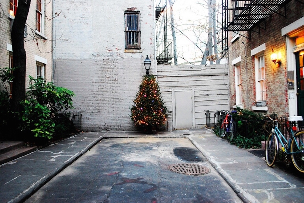 A Time Capsule Alleyway in Greenwich Village - New York on My Mind
