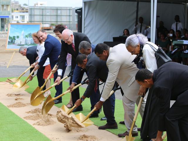 Realizada a cerimónia de abertura de terra do templo da Praia em Cabo Verde