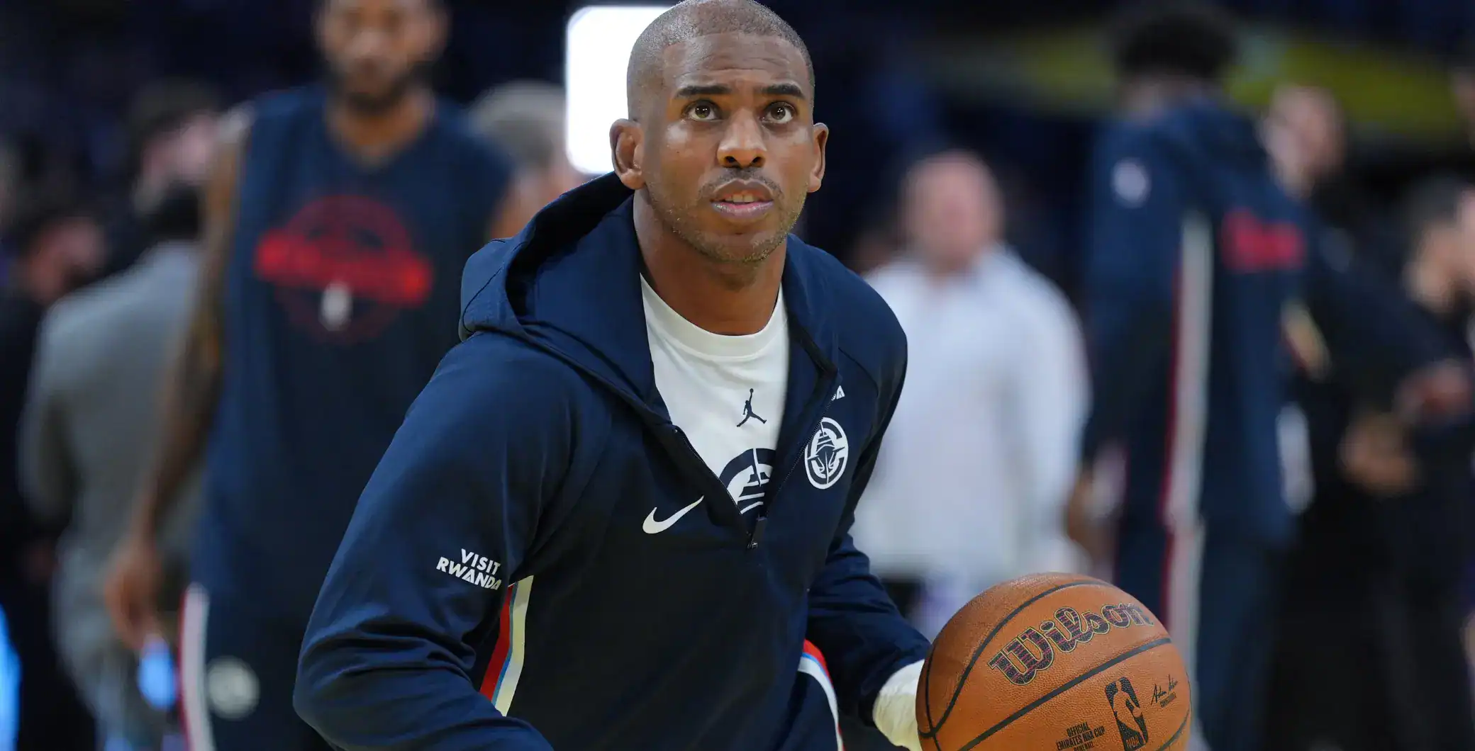 Chris Paul traded to Toronto Raptors in unexpected deal and fans are shook - NOW Toronto