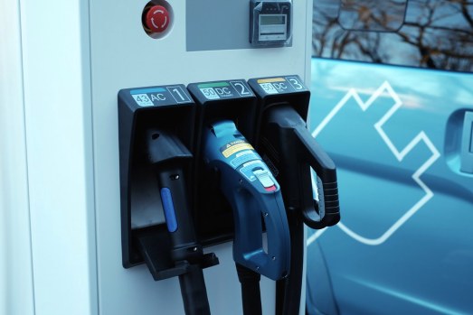 OPINION: Do Not Put EV Charging Stations on Public Property - Streetsblog New York City