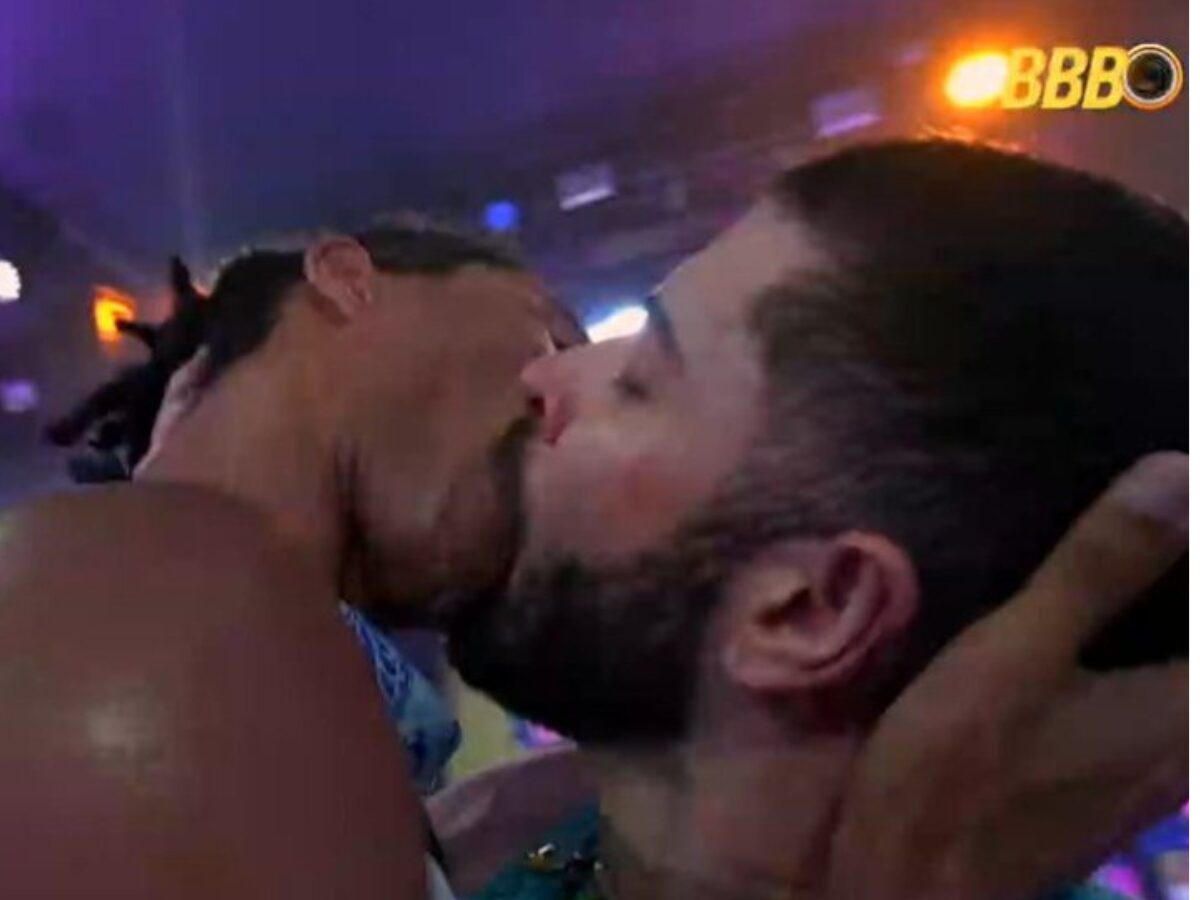 BBB 26: Primeiro beijo rola em show de Anitta e cantora dispara: “Que é isso, gente?” | Observatório dos Famosos