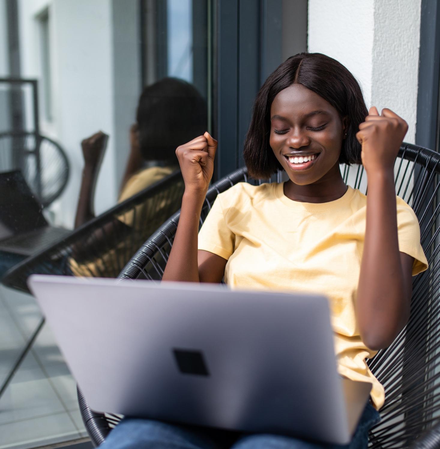 Request a Demo of our Performance Reviews | ClearCompany
