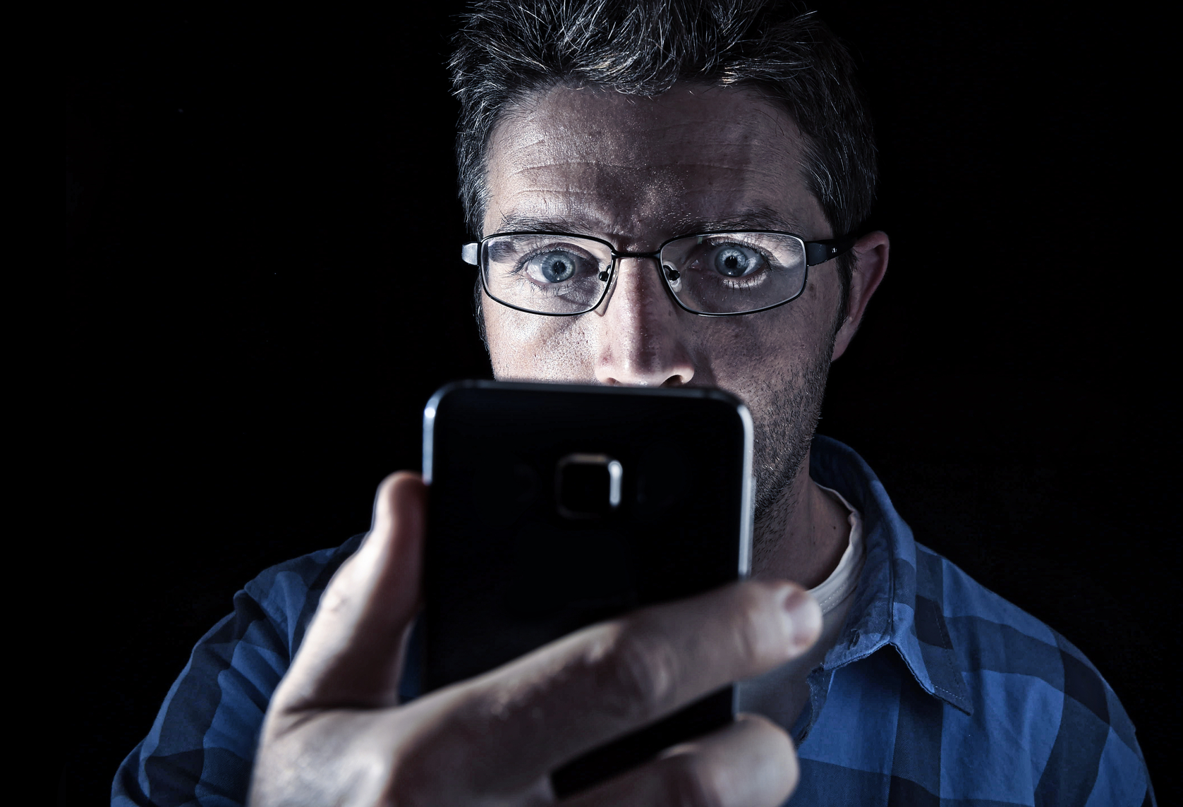Blue Light: is there a risk of harm? | Canadian Association of Optometrists