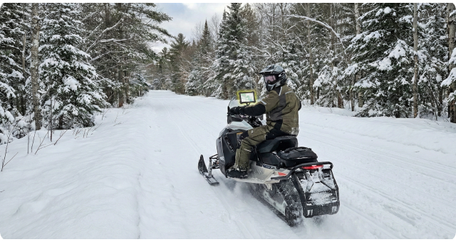 Snowmobile Mode - Find & Follow Winter Routes | OsmAnd