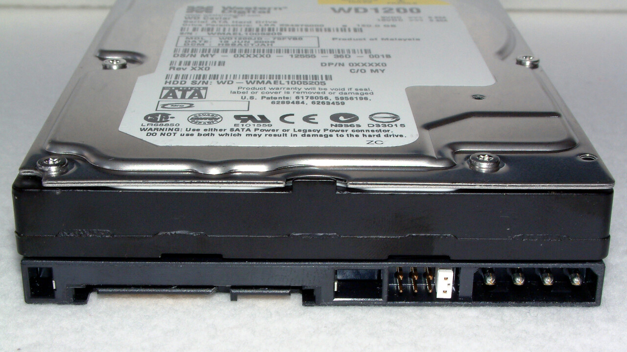 Im Test vor 15 Jahren: HDDs mit PATA-zu-SATA-Bridge ab 64 Cent/GB - ComputerBase