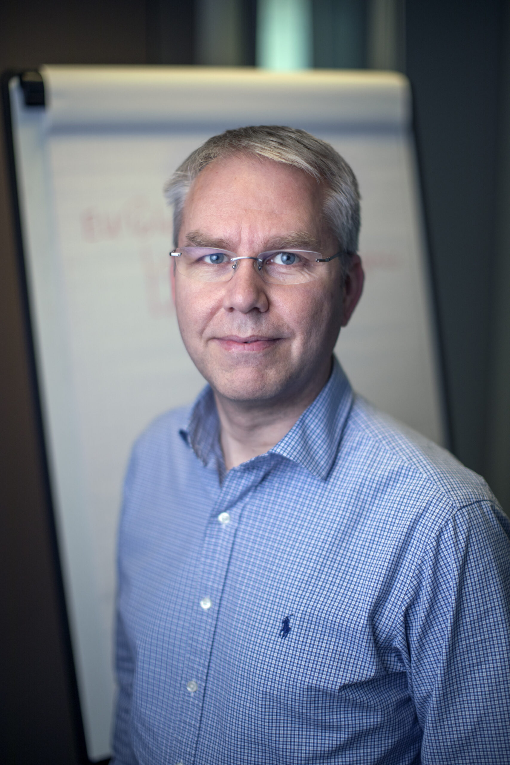 Rob van Eijk: Hyper-Nudging | Plutopia News Network