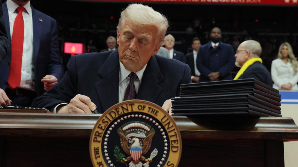 »Det er virkelig farligt«: Store dele af Trumps førte politik kan spores tilbage til omstridt drejebog – især to elementer bekymrer eksperter - politiken.dk