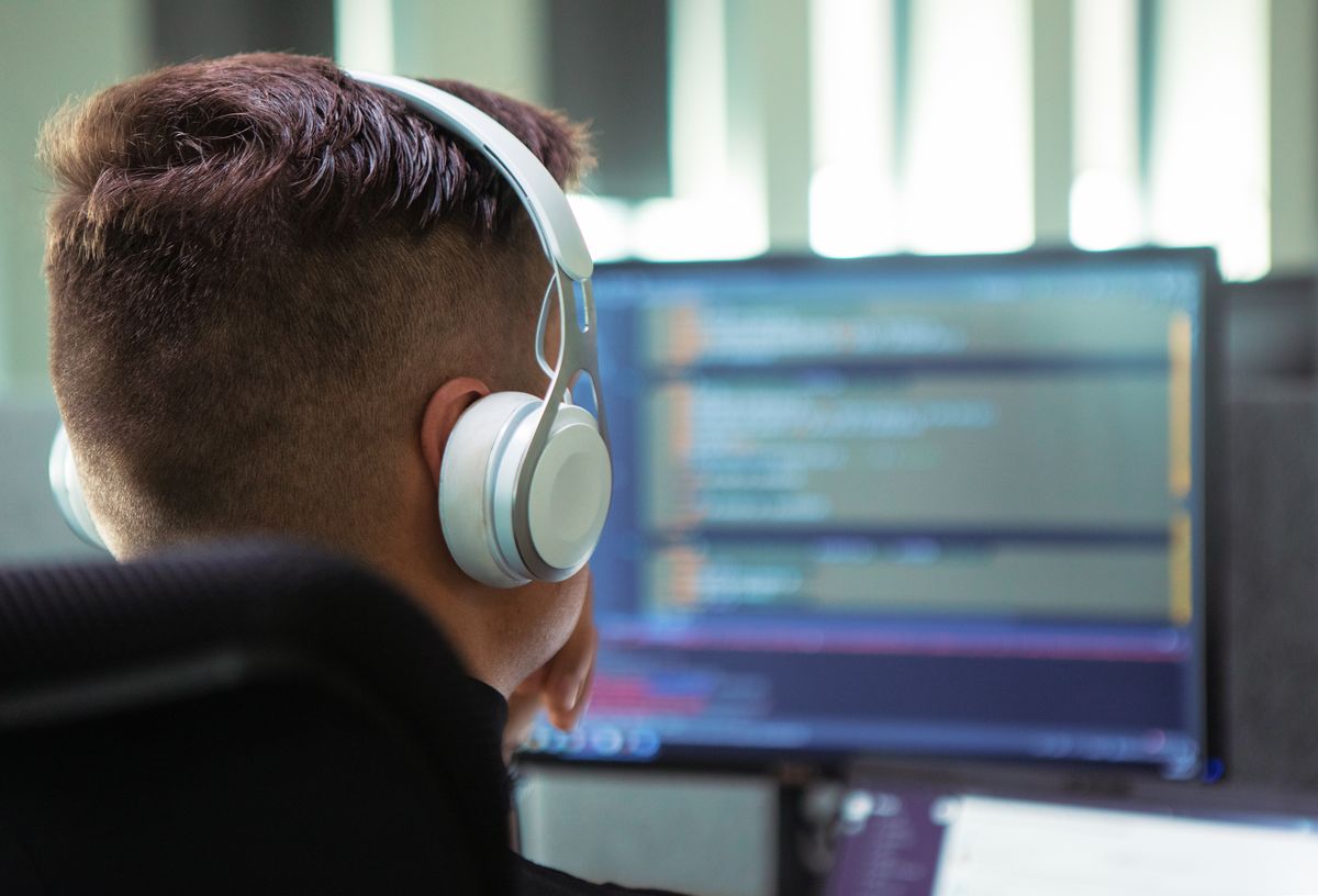 Driving digital transformation: Empowering telecom leaders to embrace microservices and Open API integration - Pretius