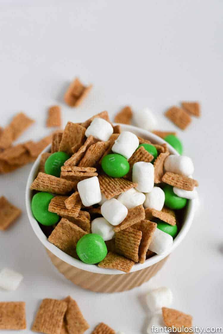 St. Patrick's Day Trail Mix - Green Snacks Ideas