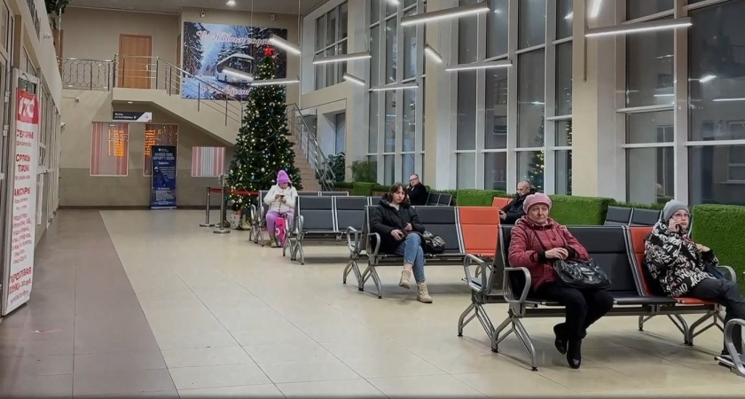 Автобусы из Кирова станут курсировать чаще в период работ в аэропорту Победилово 23 января 2026