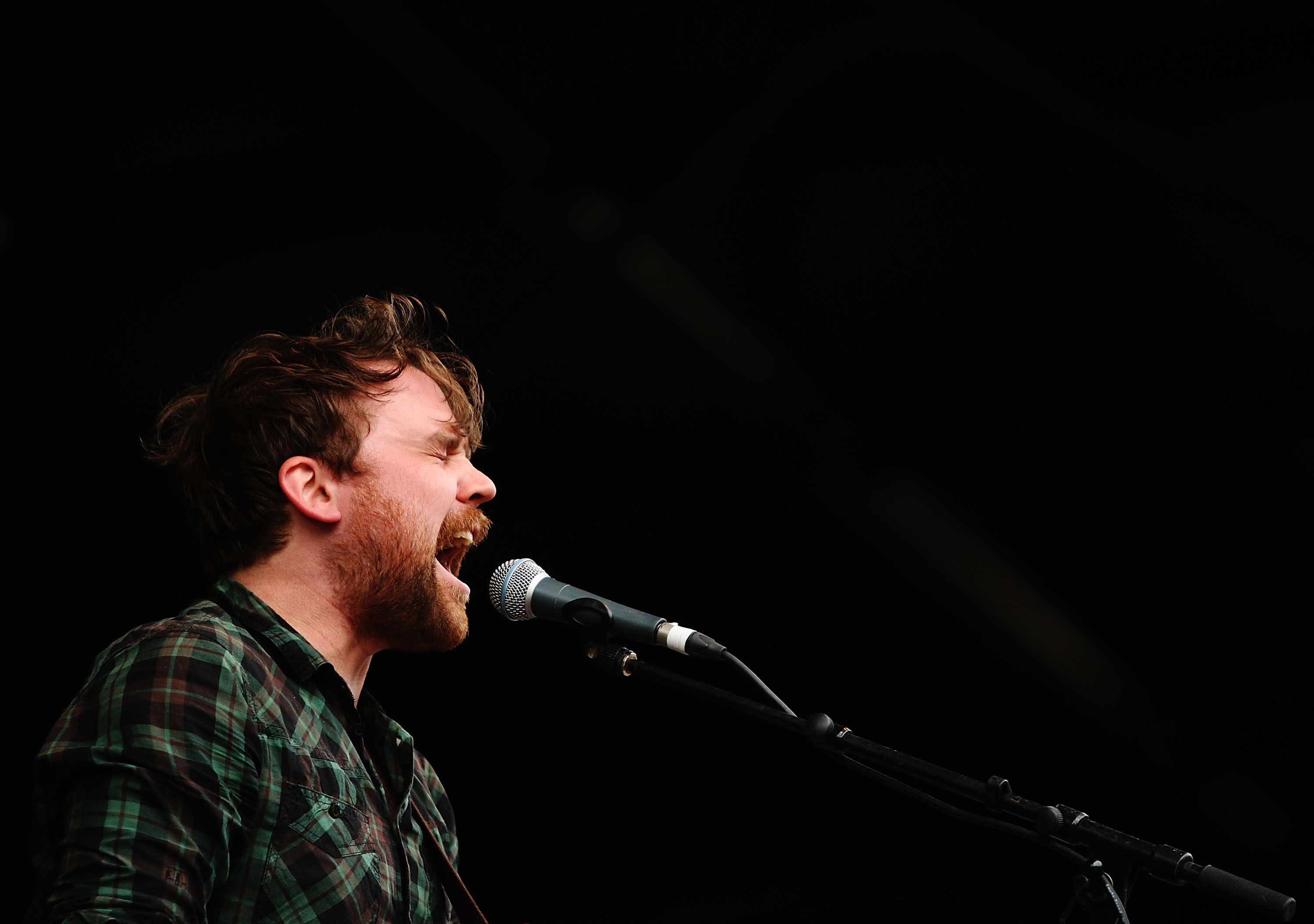 Resurrecting Scott Hutchison on 'Tiny Changes': Can a Tribute Album Help Us Mourn a Fallen Artist?