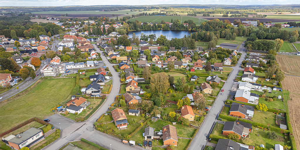 Microsoft’s Datacenter Community Pledge: To build and operate digital infrastructure that addresses societal challenges and creates benefits for communities - The Official Microsoft Blog