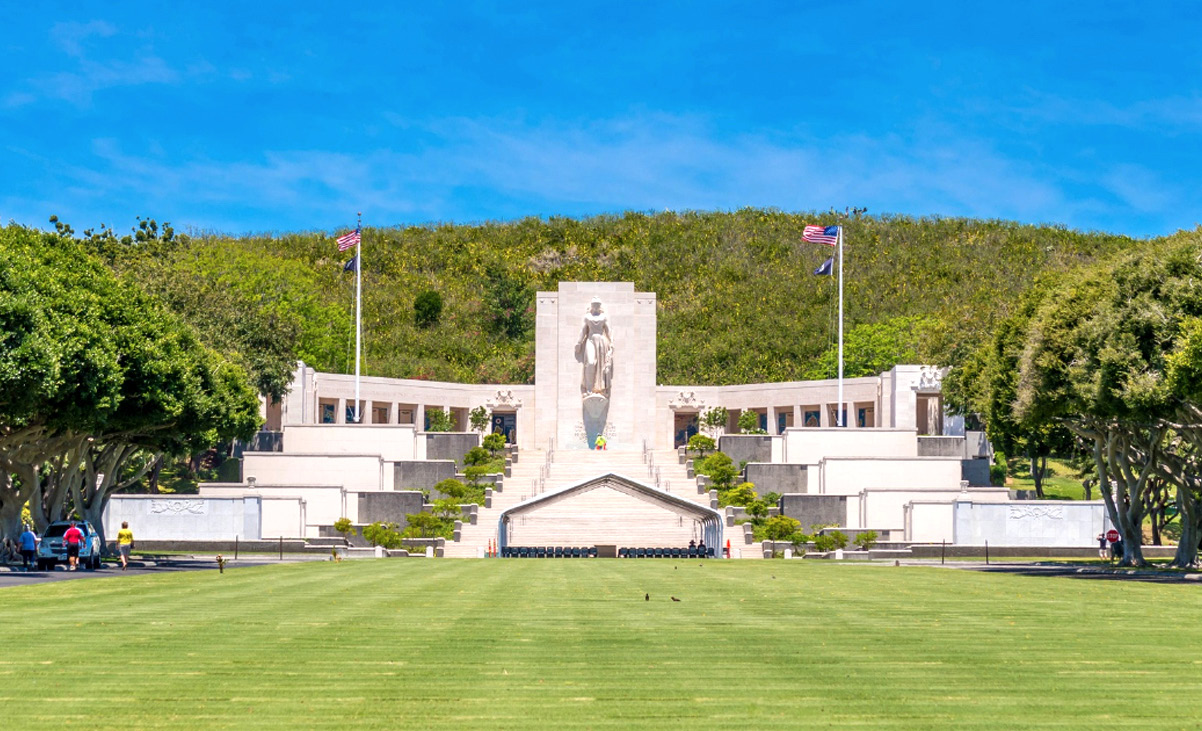 Hirono, Case, Tokuda Introduce Legislation to Establish New National Veterans Cemetery in Hawaii - Rafu Shimpo