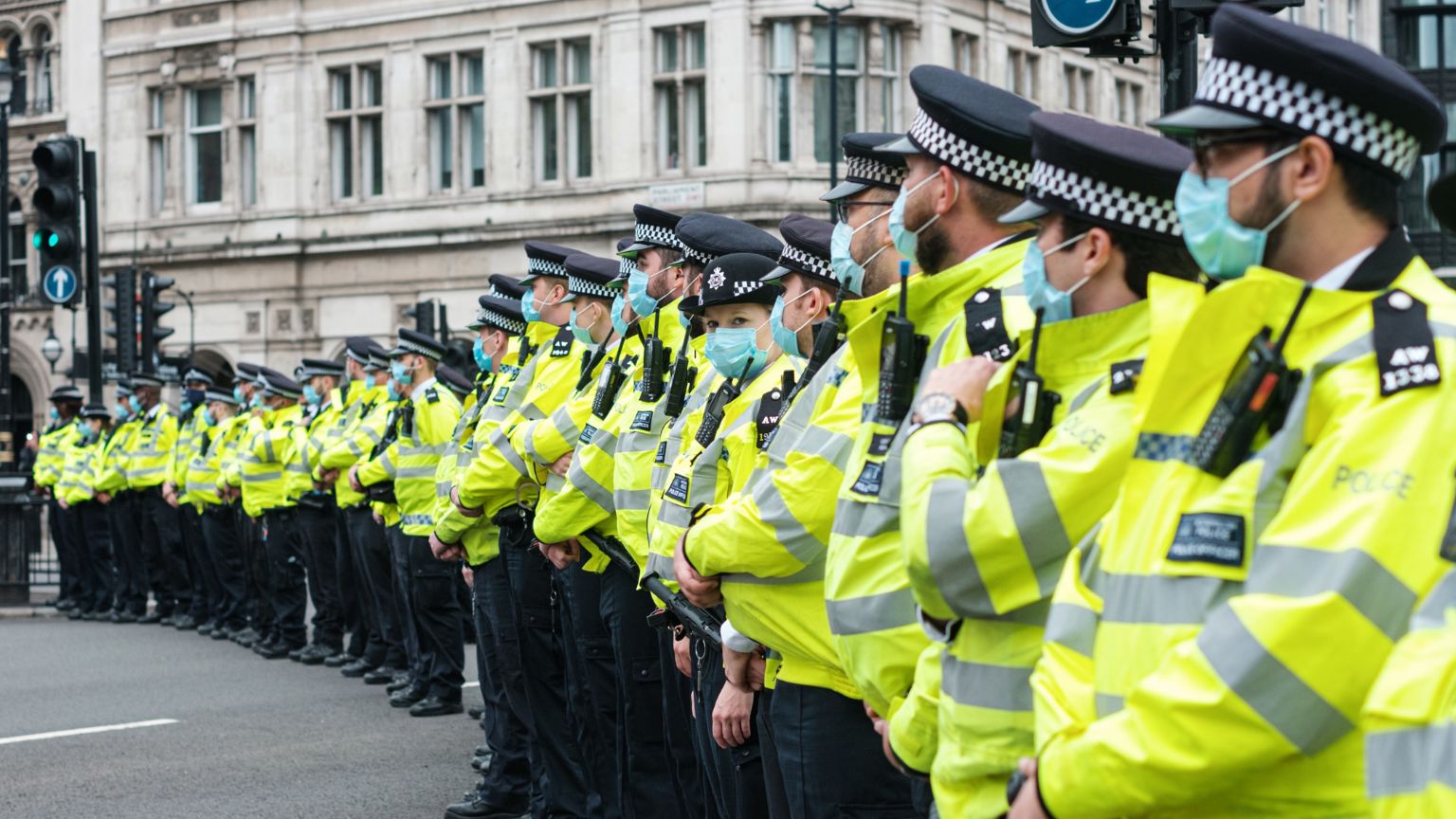 UK police told to back off "offensive" tweets and get back to real crimes