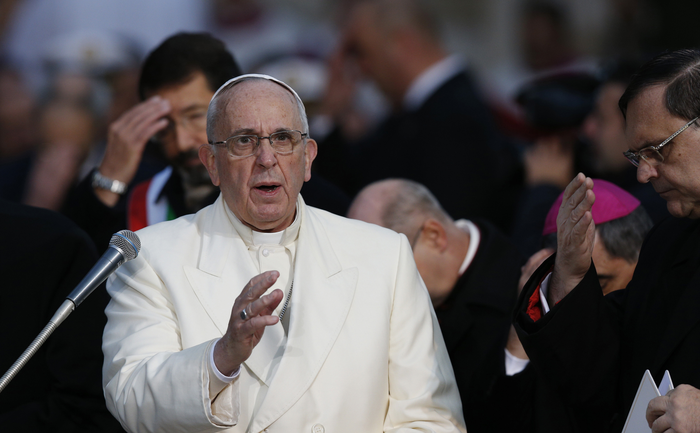 Pope to bishops: Don't blame others for gay marriage, family problems