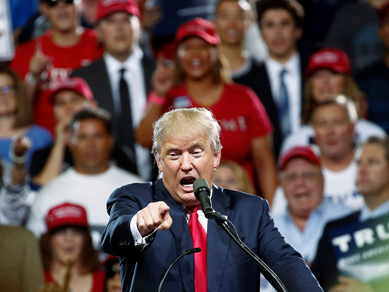 Trump to top evangelicals: ‘I'm on your side’