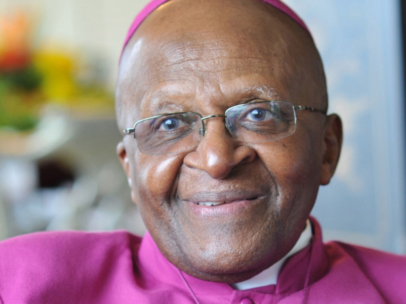 Desmond Tutu, archbishop, activist and apartheid foe, is dead at 90