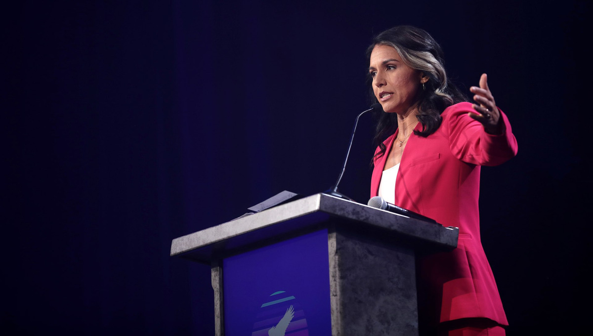 Gabbard enthüllt Faucis und Bidens Pandemie-Vertuschung