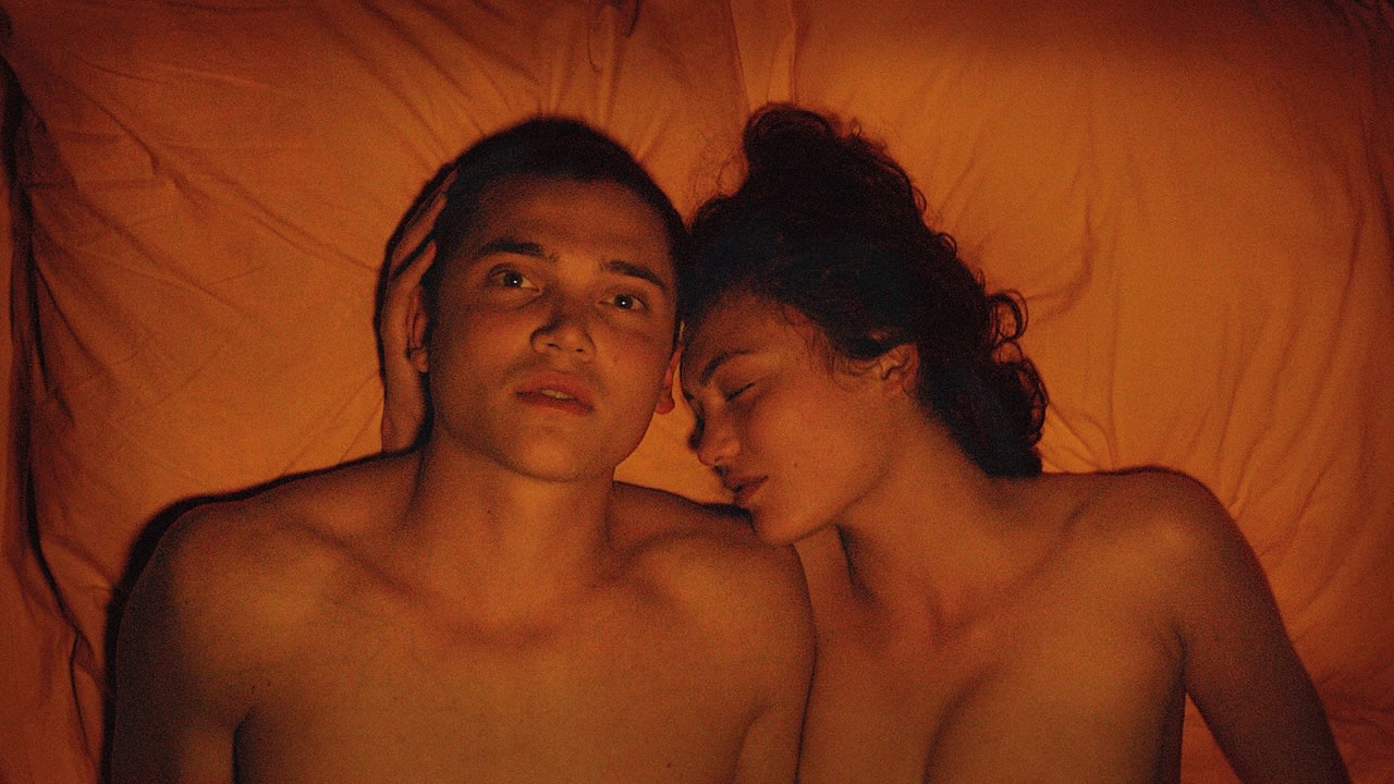 Five Mainstream Films with Seriously Explicit Sex Scenes