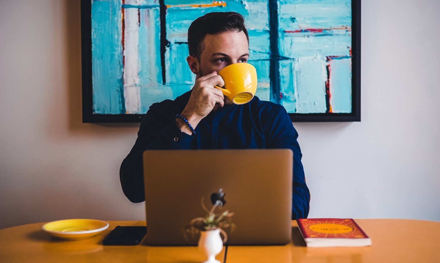How to End an Email: 43 Ways to Sign Off on an Email (2024)