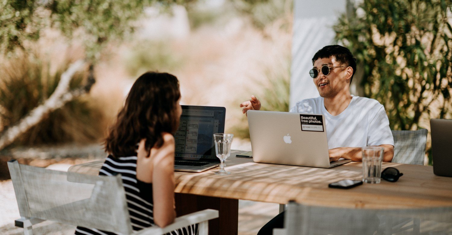 How to Reach Out to Influencers: 5 Steps, 4 Templates & More