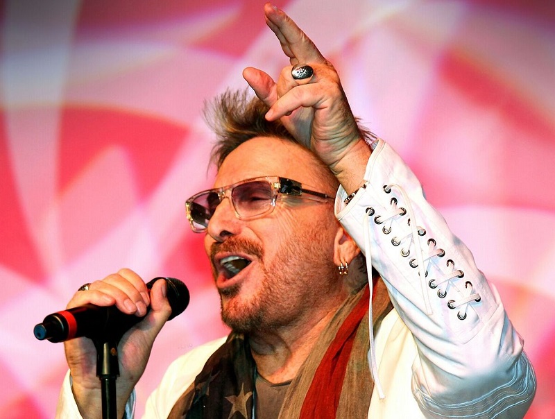 Rock Cellar Magazine - The Opioid Crisis, Clean Living and Three Dog Night: Chuck Negron Q&A