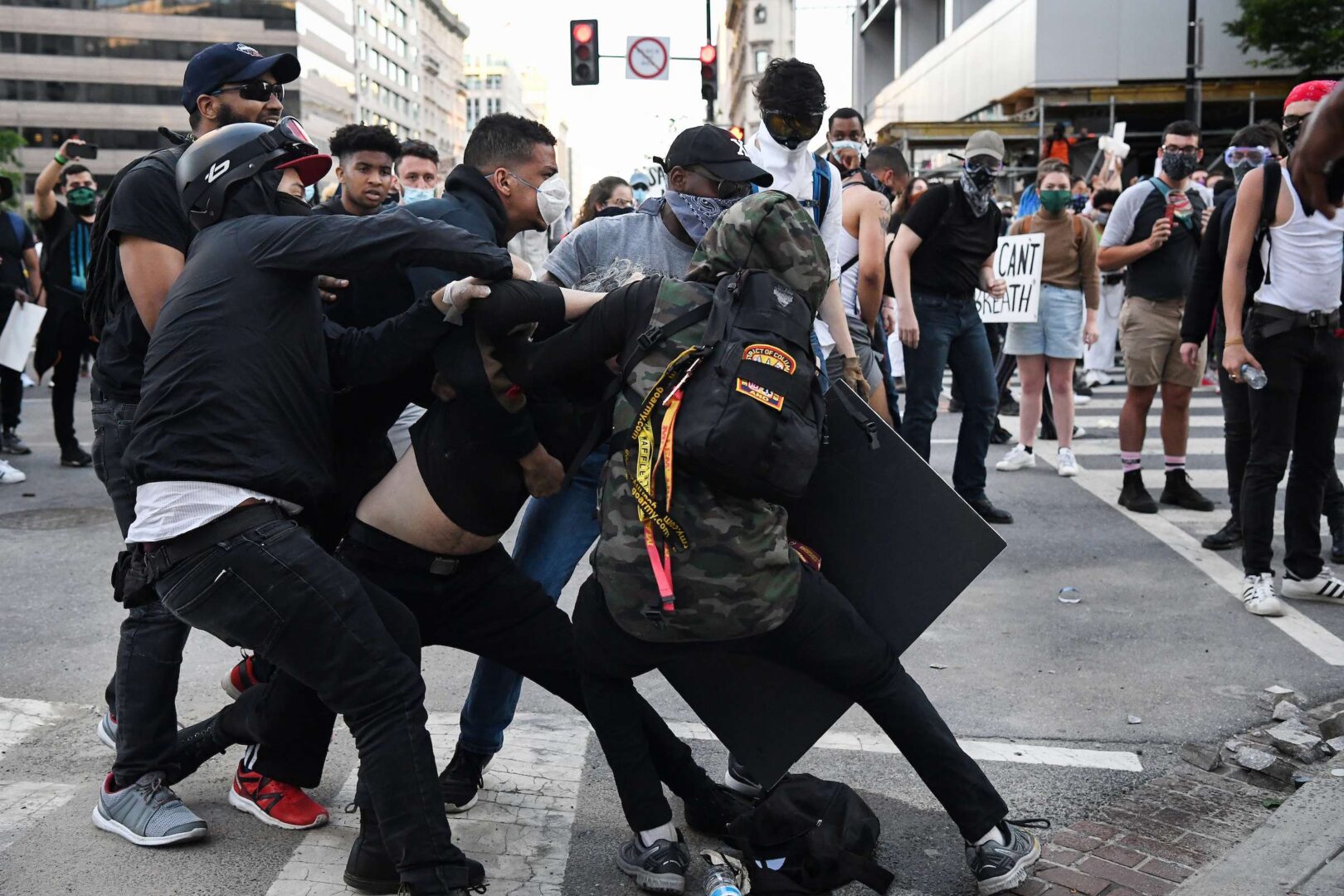 Immigration agencies to assist law enforcement amid unrest – Roll Call