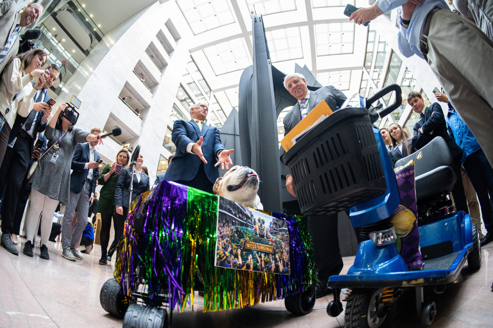 Beads, bones and bipartisanship: Tillis’ last pawrade – Roll Call