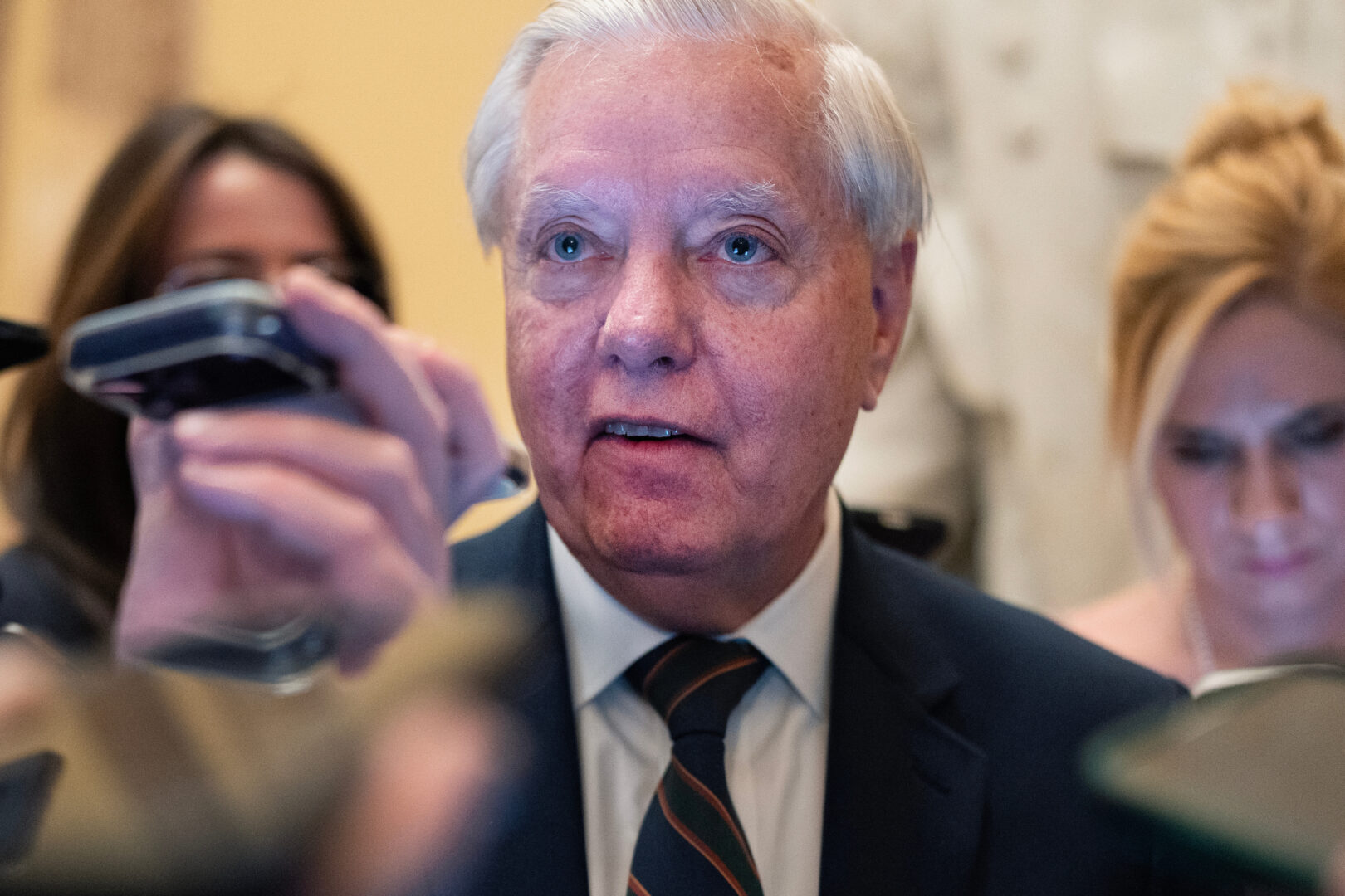 Budget resolution to unlock immigration funds adopted in Senate – Roll Call